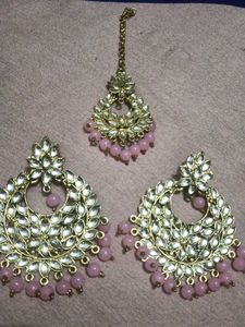 Earings And Mantika