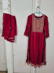 Beautiful Red Naira Cut Suit Set