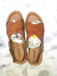 Aerowalk Leather Sandals
