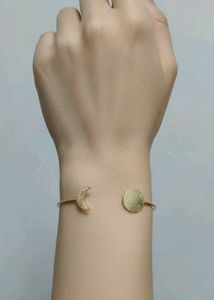 New never everMoon & Star Bangle