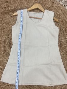 Off White Sleeveless Everyday Coord Set