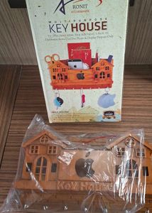 Key Holder - House Shaped Wooden Decor