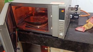 Onida Microwave Oven In Fully Working Condition