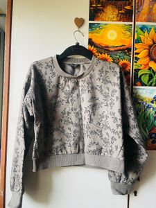 Max-cropped sweatshirt🫒