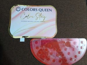 Colors Queen Lipstick Display