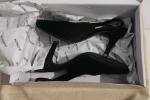 Monrow Black Heels