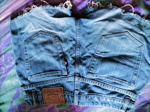 Ripped Short Jeans,Shorts