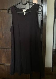 Sleeveless Black Dress