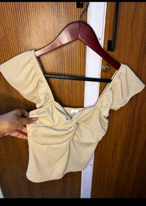 SSS Ribbed Ruffle Crop Top