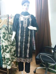 Kurti Pant Dupatta Set