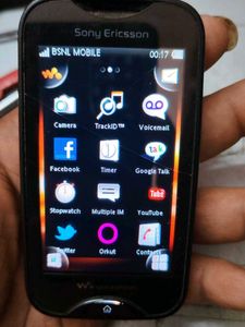 Sony ERICSSON Mix Walkman WT13i