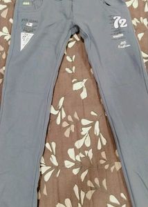 Grey jeans 👖🩶