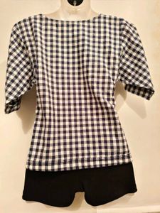 BOGO🎁Buy One Get 1 Free🎁Size S/M Tie-Waist Top