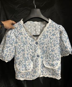 Floral Cropped Cardigan