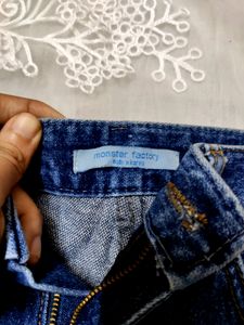 Demin Short