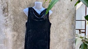 2.5.1 BLACK COWL NECK LONG BODYCON