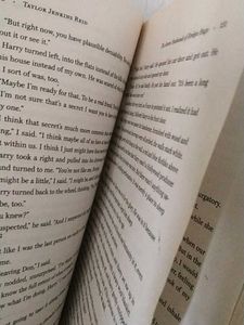 The Seven Husbands Of Evelyn Hugo