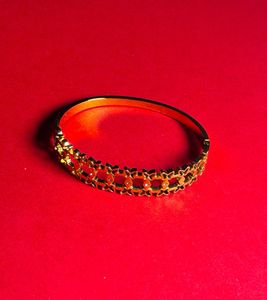 2 Luxe Gold Tone Bracelet