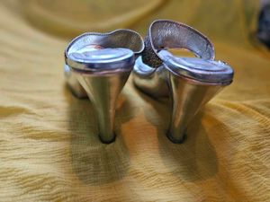 Elegant silver sandal