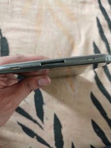 Samsung Tab 2 7.0  Like new Working Condition Hai But Display Blue Aa Rahi Hai Display Fail Ho Sakta Hai Kafi Der Ghar Par Hi Padi Thi With New Data Cable No Return No Bad Reviews