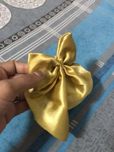 Golden Hair Bow
