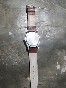 Titan Classic Brown Leather Watch 🤤