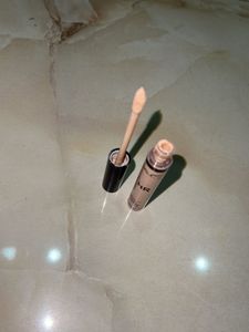 MAC 24HR Concealer