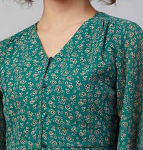 Green Floral Printed Flutter Sleeves Georgette Top