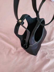 H&amp;M Two Way Handle Bag NEW
