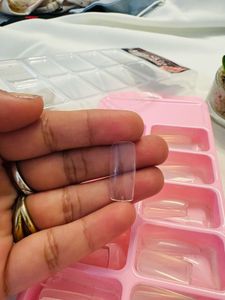 AuraSkin Professional Nails