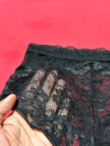 H&amp;M Black Lace Boyshort (Size/M