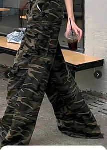 Women Comouflage Loose Fit Cargo Trousers
