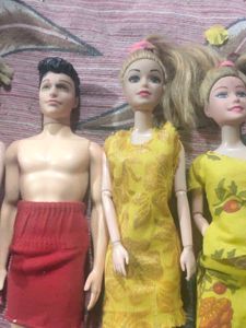 5 Doll Combo Including 1 Ken