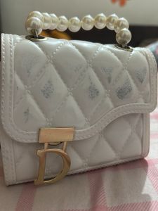 Pearl Handle Quilted Bag
