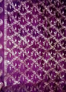 Elegant Green Banarasi Silk Dupatta.