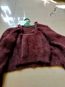 Women 2in 1 Crop Sleeve And Sweater .
