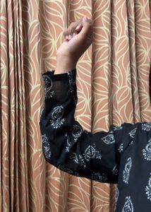 Printed full sleeve short kurti
