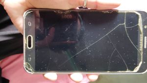 Samsung Galaxy J7 4g Smart Phone