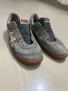 Onitsuka Tiger Sneakers