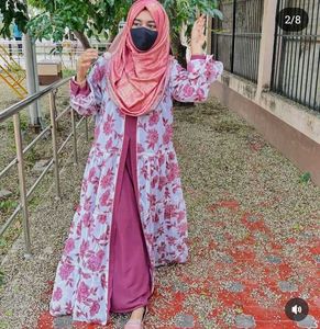 Trading Abaya Shrug Model