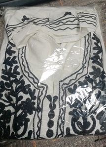 🤍Three-Quarter Sleeves Embroidered Short Kurti🖤