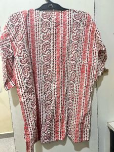 Red &amp; White Paisley Print Kurta