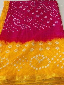 Bandhani saree- Pink &amp; Yellow