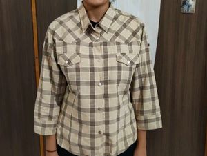 vintage shirt🦋