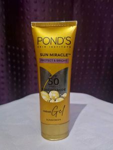Pond&#39;s Sun Miracle SPF 50+++