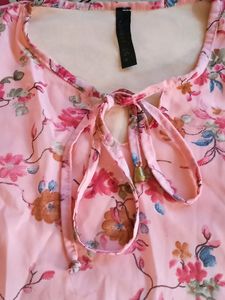 Beautiful Top With Arm Design