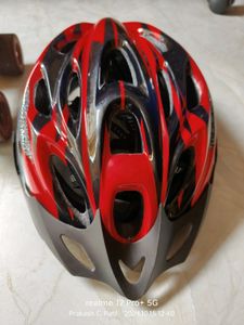 Used 7-9 Years Roller Skates &amp; Safety Kit Includes