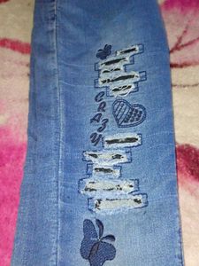 Cute Girls&#39; Distressed Denim Jeans