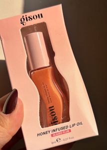 Gisou Honey Infused Lip Oil :-Glazed plum