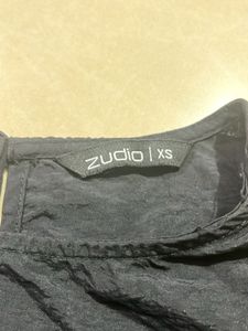 Stylish Black Sleeveless Top